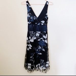 Beautiful flowy cocktail dress